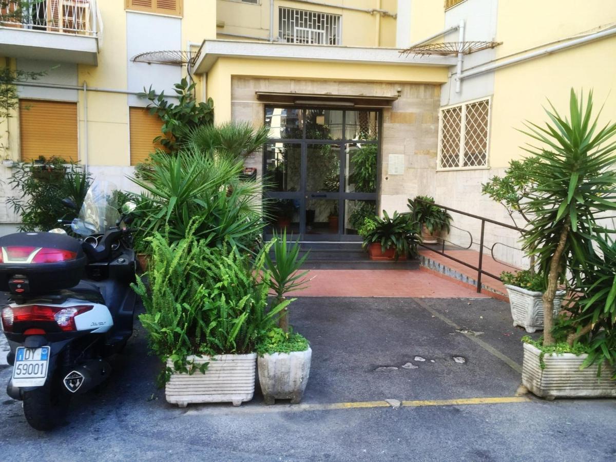 B&B Alexander Νάπολη Εξωτερικό φωτογραφία
